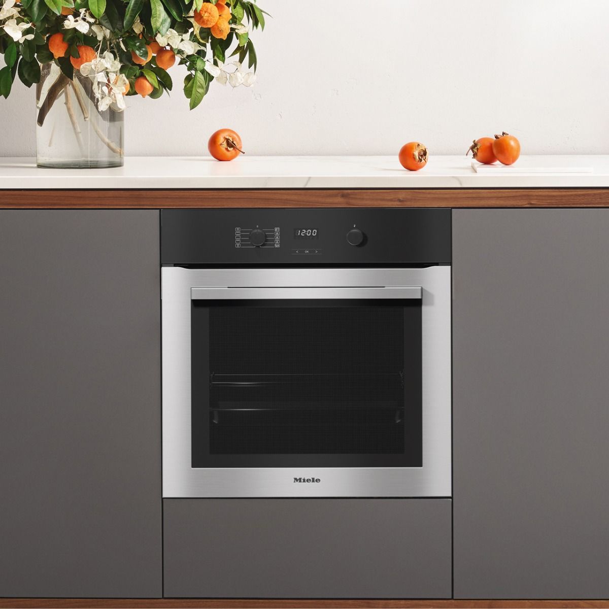 Miele H2760B Oven Cooker